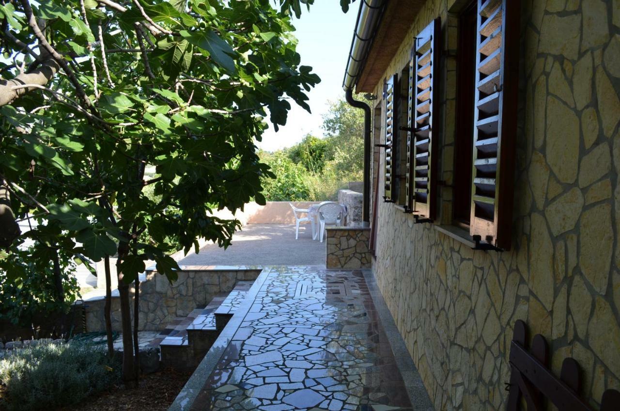Holiday Home Garina Draga Bašćanska Εξωτερικό φωτογραφία
